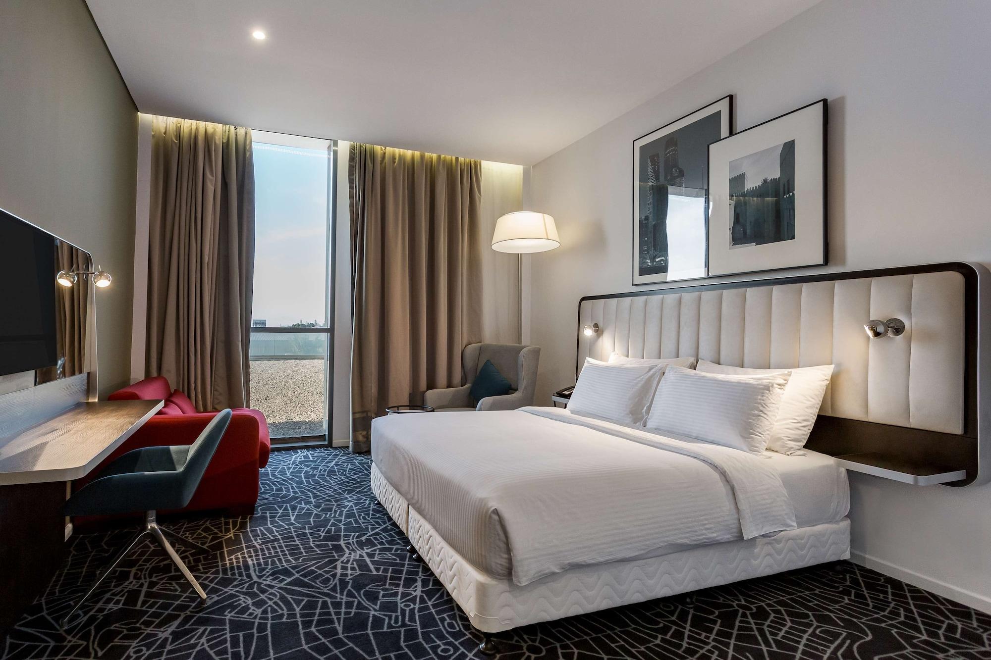 Radisson Hotel & Apartments Dammam Industrial City ภายนอก รูปภาพ
